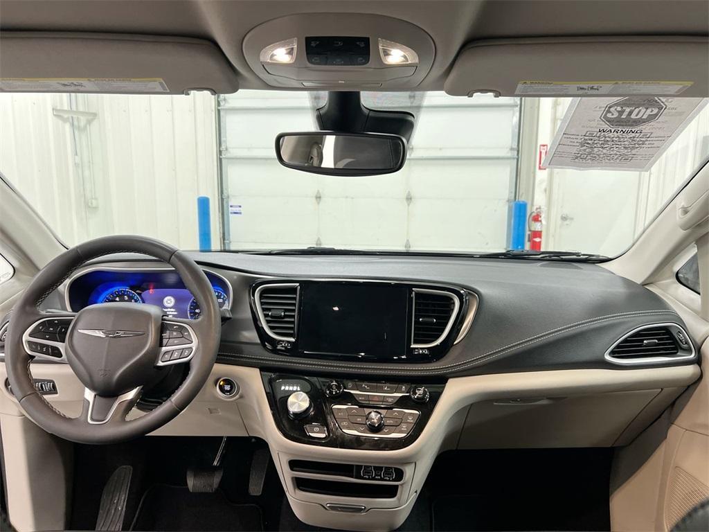 used 2024 Chrysler Pacifica car, priced at $28,987