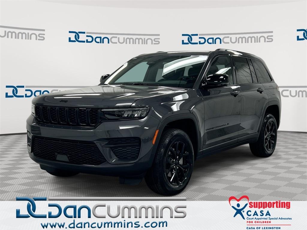 new 2025 Jeep Grand Cherokee car, priced at $38,008