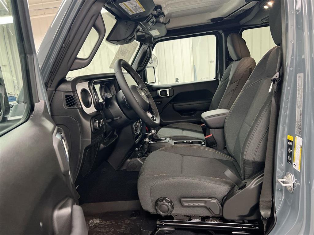 new 2026 Jeep Wrangler car, priced at $42,192