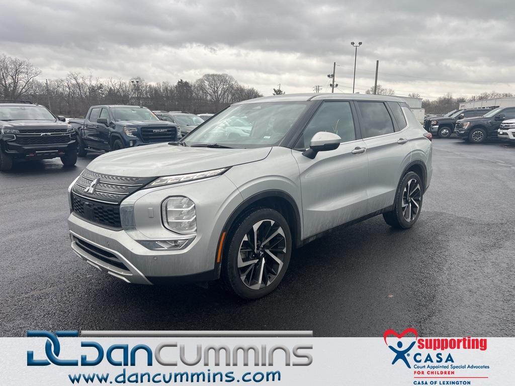 used 2024 Mitsubishi Outlander car