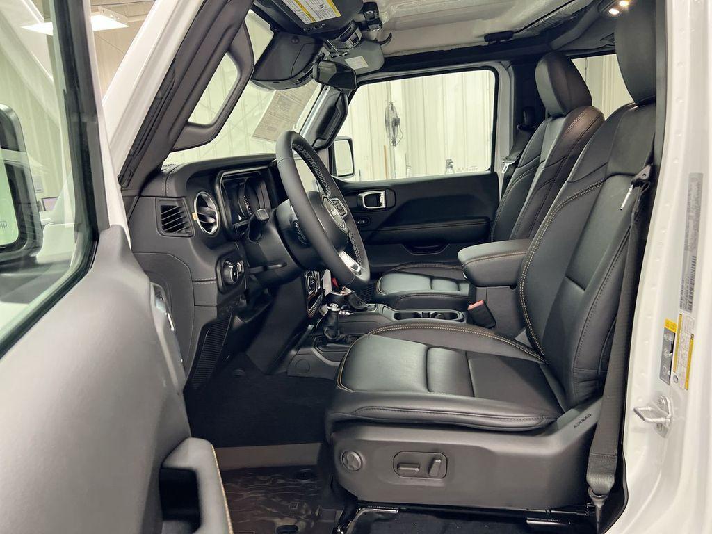 new 2026 Jeep Wrangler car, priced at $48,487