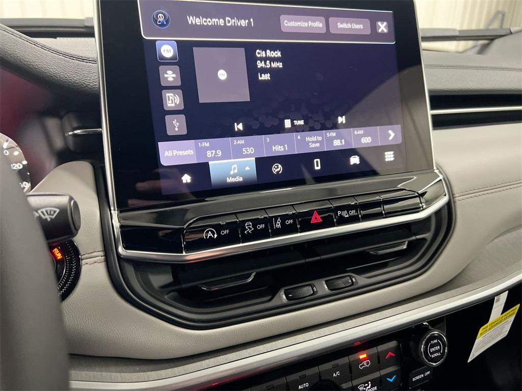 new 2026 Jeep Compass car, priced at $30,412