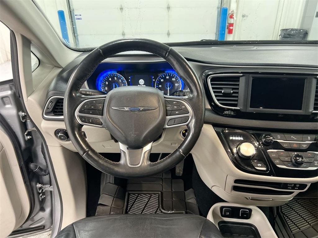 used 2020 Chrysler Pacifica car, priced at $15,587
