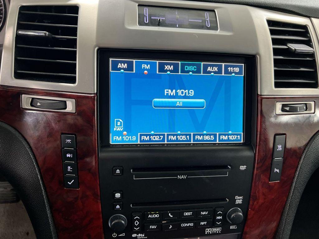 used 2007 Cadillac Escalade car, priced at $7,300