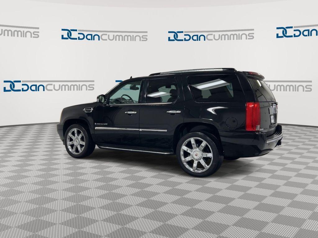 used 2007 Cadillac Escalade car, priced at $7,300