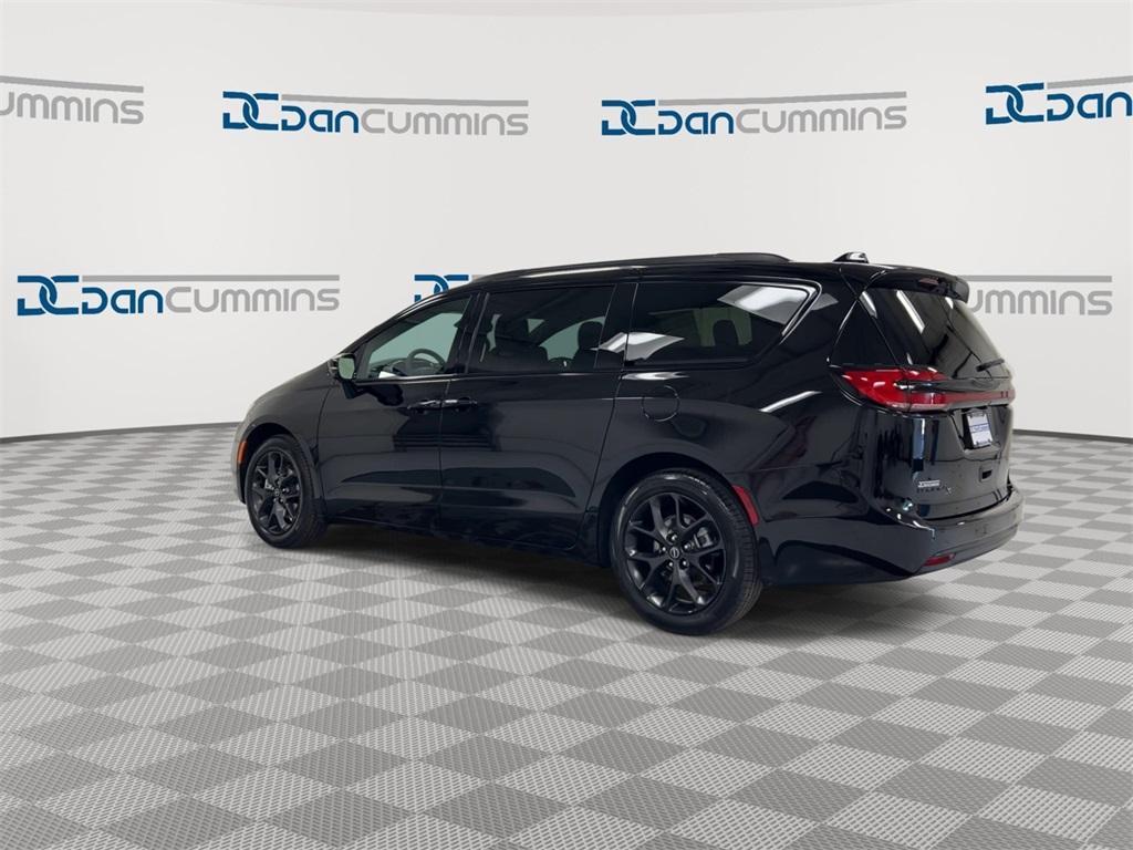 new 2026 Chrysler Pacifica car, priced at $41,868