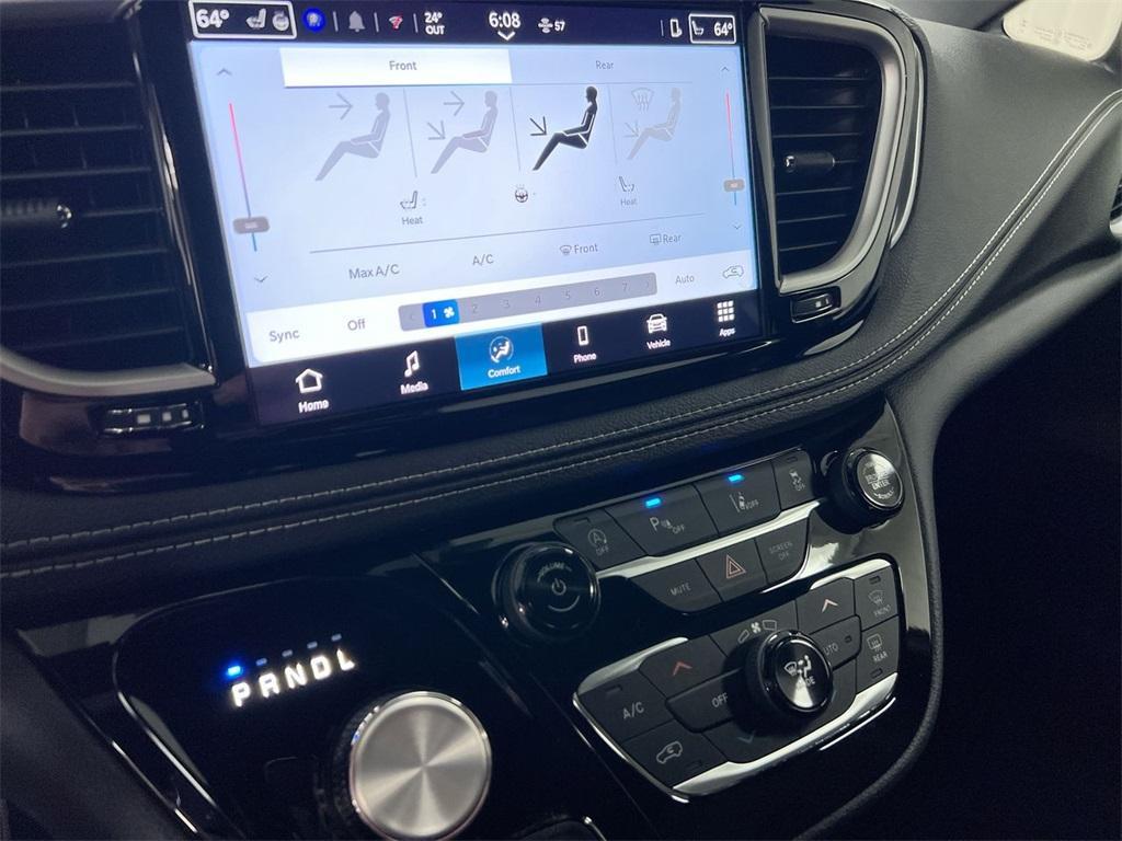 new 2026 Chrysler Pacifica car, priced at $41,868