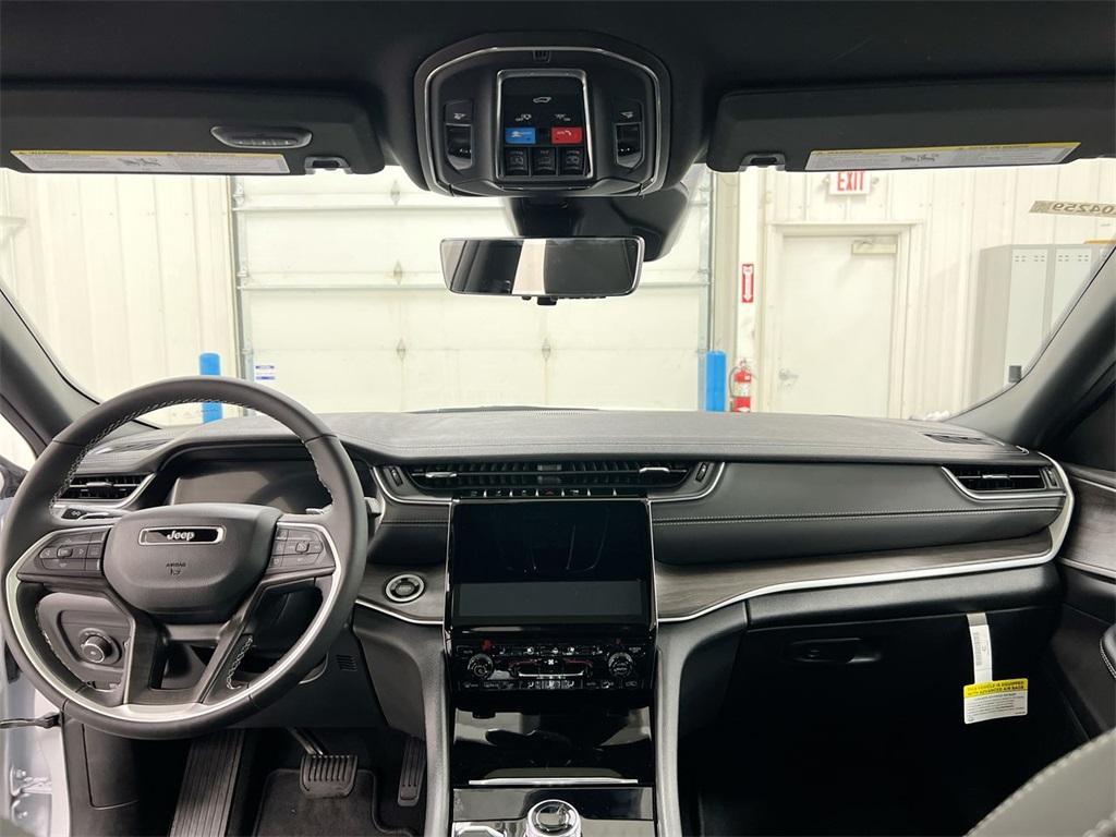 new 2025 Jeep Grand Cherokee L car, priced at $46,512