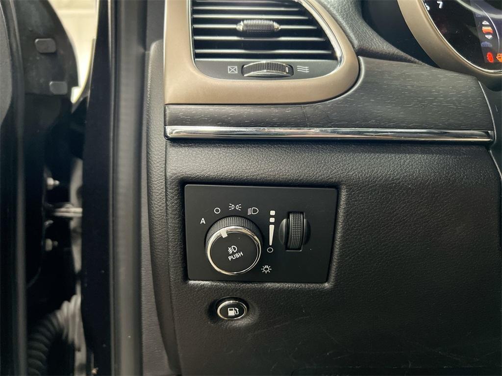 used 2015 Jeep Grand Cherokee car, priced at $7,200