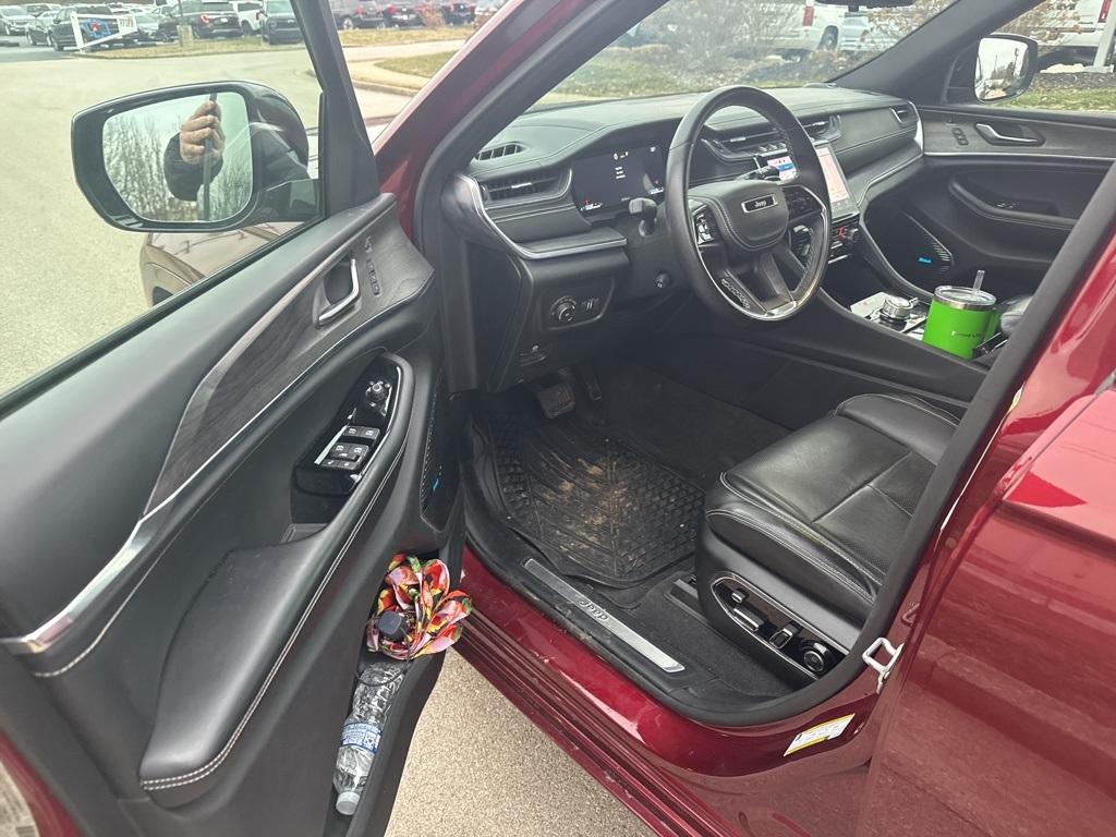 used 2021 Jeep Grand Cherokee L car