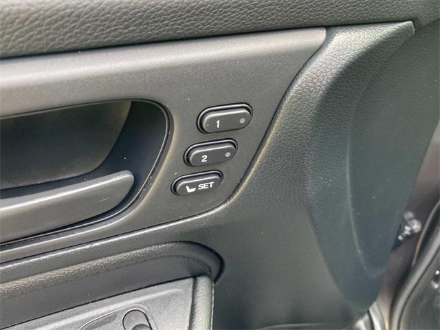 used 2023 Honda Odyssey car, priced at $34,018