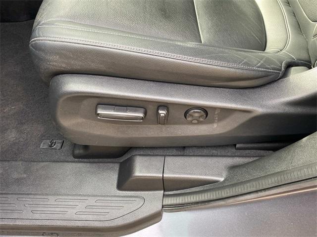 used 2023 Honda Odyssey car, priced at $34,018