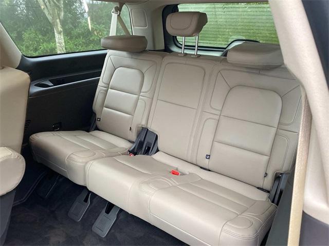 used 2024 Lincoln Navigator L car, priced at $67,098