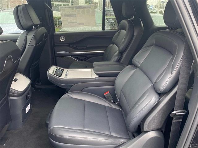 new 2025 Lincoln Navigator L car, priced at $106,440