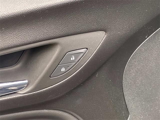 used 2023 Chevrolet Equinox car, priced at $21,547