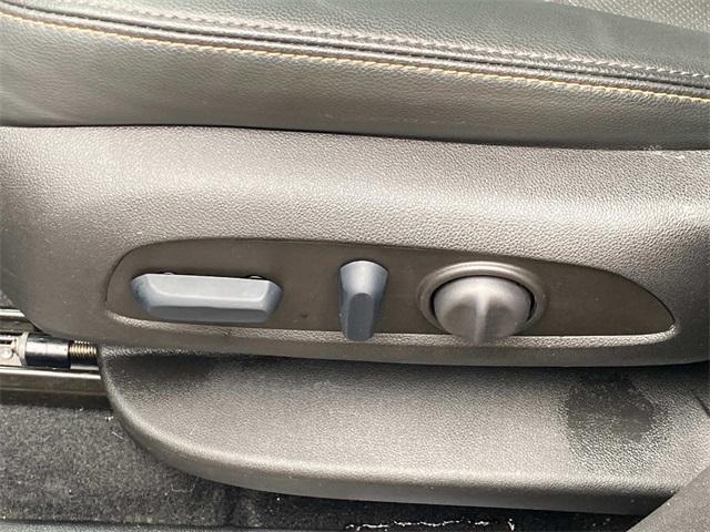 used 2023 Chevrolet Equinox car, priced at $21,547