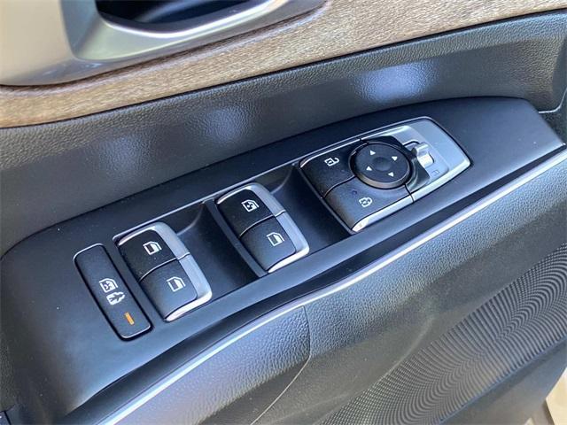 used 2022 Kia Sorento car, priced at $23,772