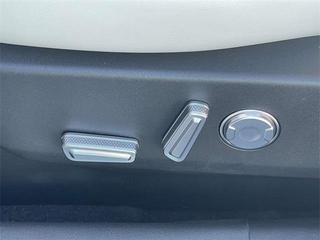 new 2026 Lincoln Nautilus car, priced at $65,086