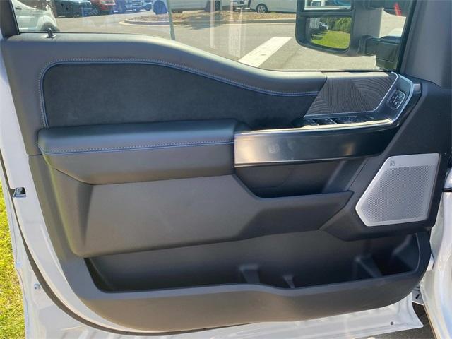 new 2025 Ford F-250 car, priced at $95,944