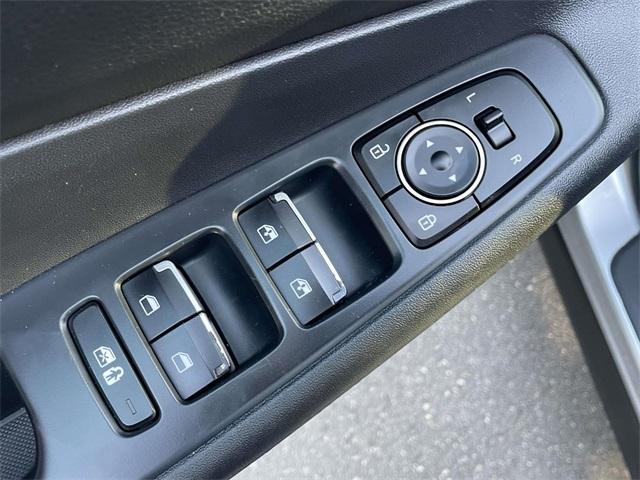 used 2022 Hyundai Santa Fe car, priced at $17,673