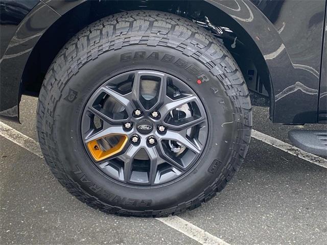 new 2025 Ford Expedition car, priced at $83,815