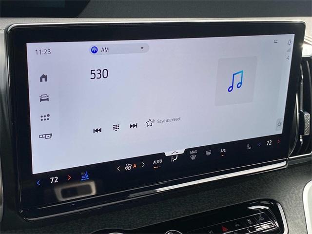 new 2025 Ford Expedition car, priced at $83,815