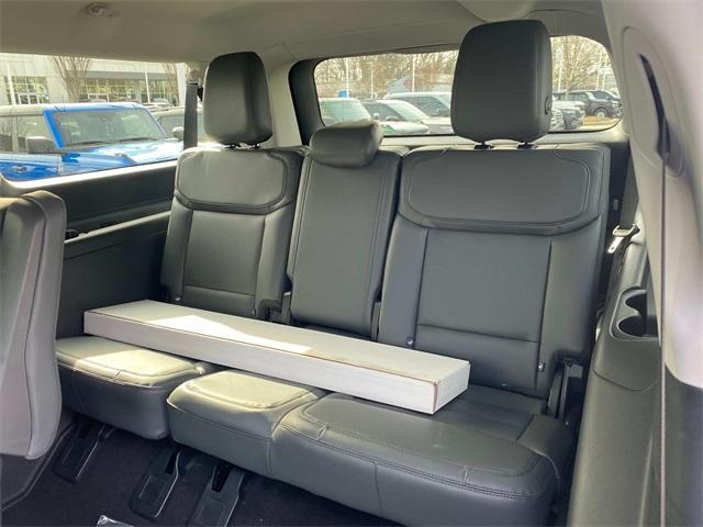 new 2026 Ford Expedition Max car, priced at $76,725