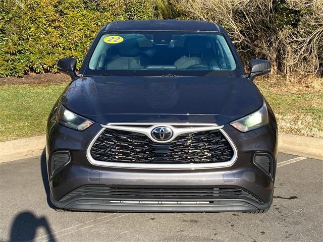 used 2022 Toyota Highlander car, priced at $26,263