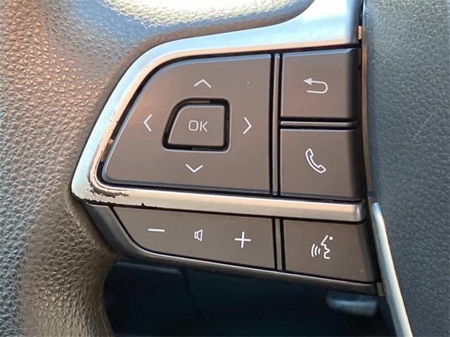 used 2022 Toyota Highlander car, priced at $26,263