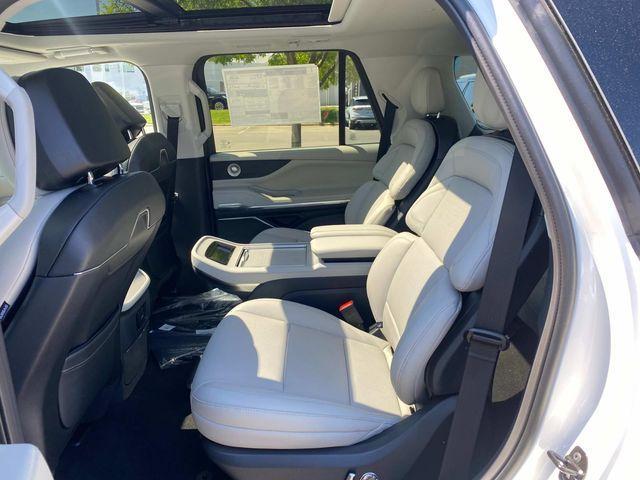 new 2026 Lincoln Navigator car, priced at $99,434