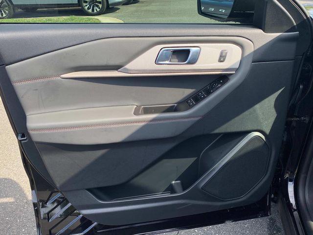 new 2025 Ford Explorer car, priced at $39,255