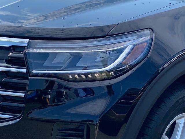 new 2025 Ford Explorer car, priced at $39,255