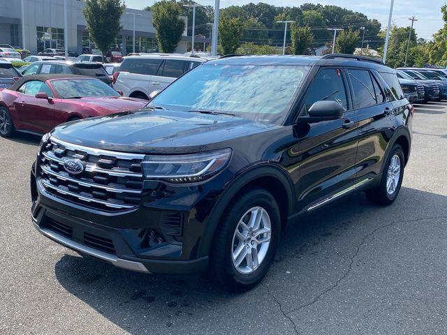 new 2025 Ford Explorer car, priced at $39,255