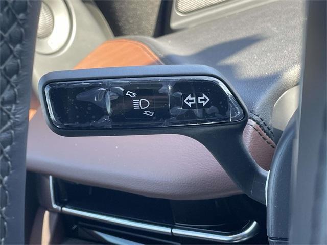 new 2026 Lincoln Navigator car, priced at $103,233