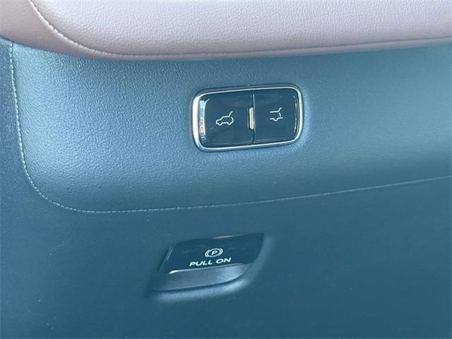 new 2026 Lincoln Navigator car, priced at $103,233