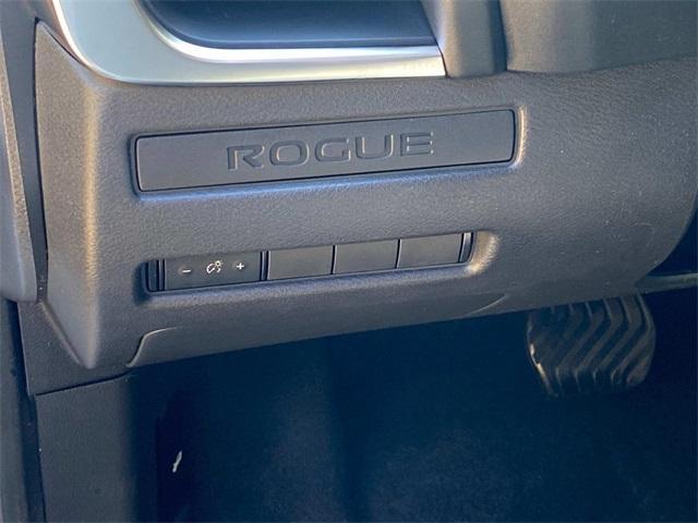 used 2022 Nissan Rogue car, priced at $17,494