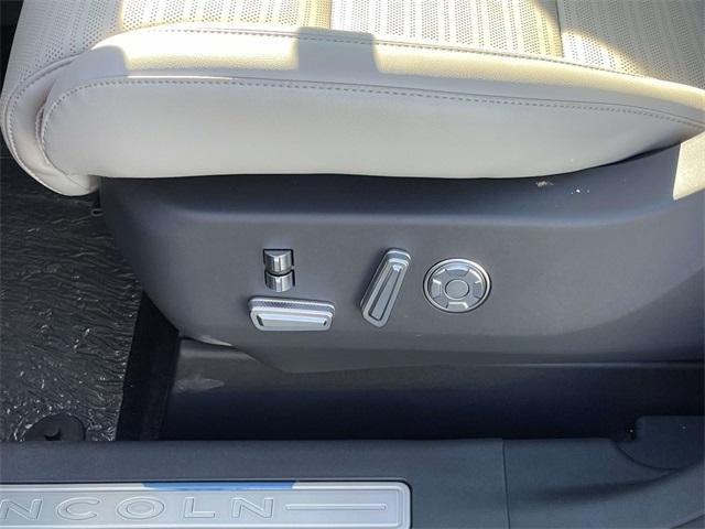 new 2026 Lincoln Nautilus car, priced at $69,003