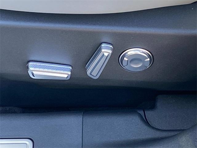 new 2026 Lincoln Nautilus car, priced at $68,446