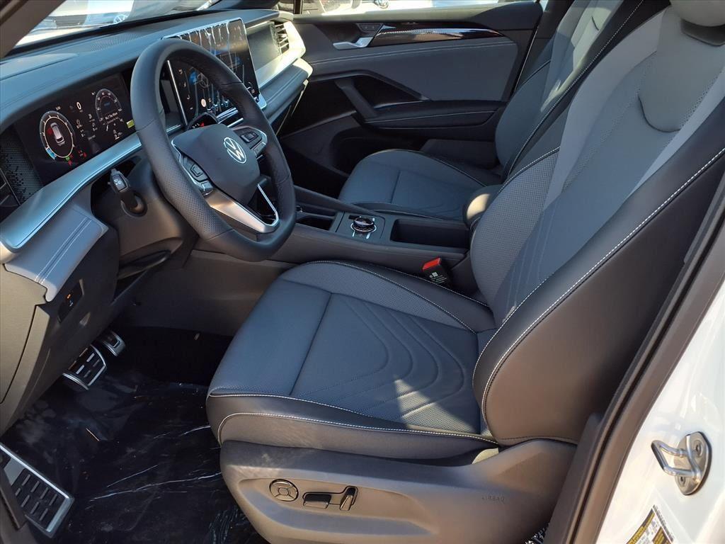 new 2026 Volkswagen Tiguan car, priced at $39,936