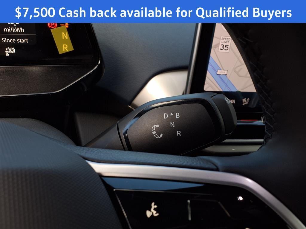 new 2025 Volkswagen ID.4 car, priced at $50,039