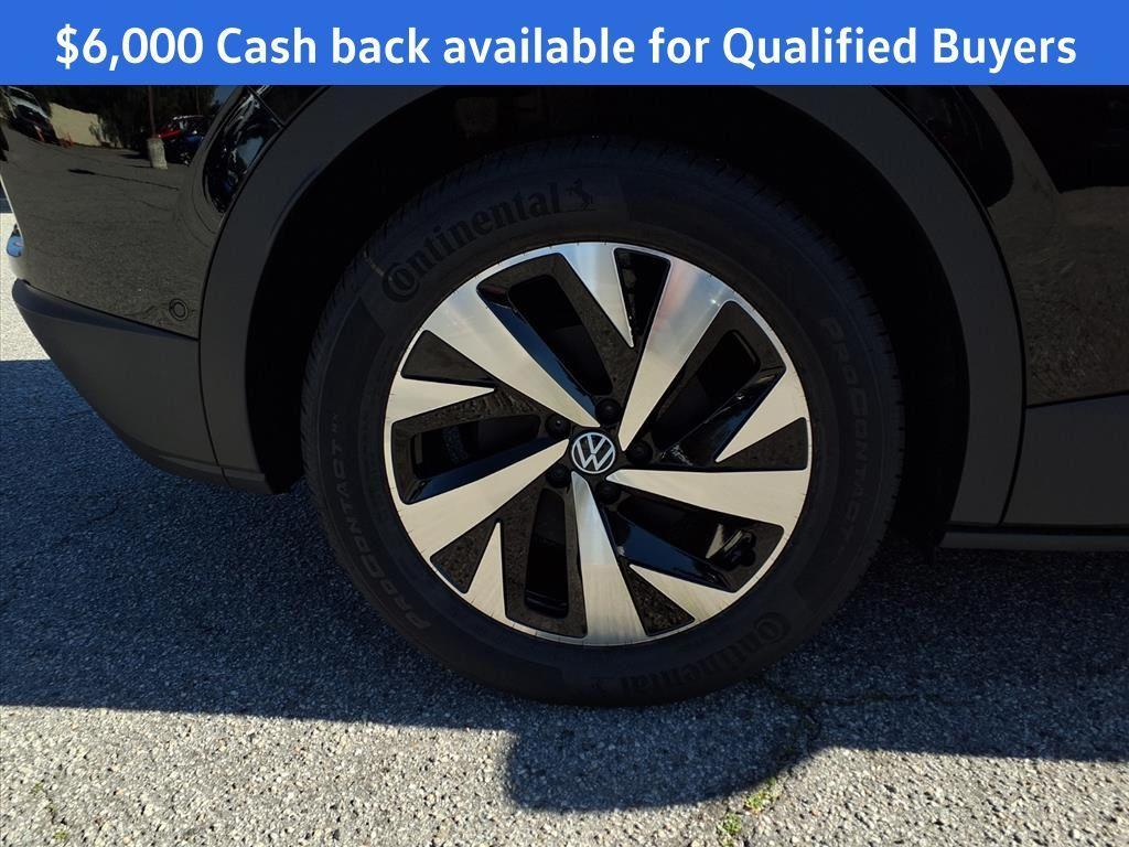 new 2026 Volkswagen ID.4 car, priced at $39,552