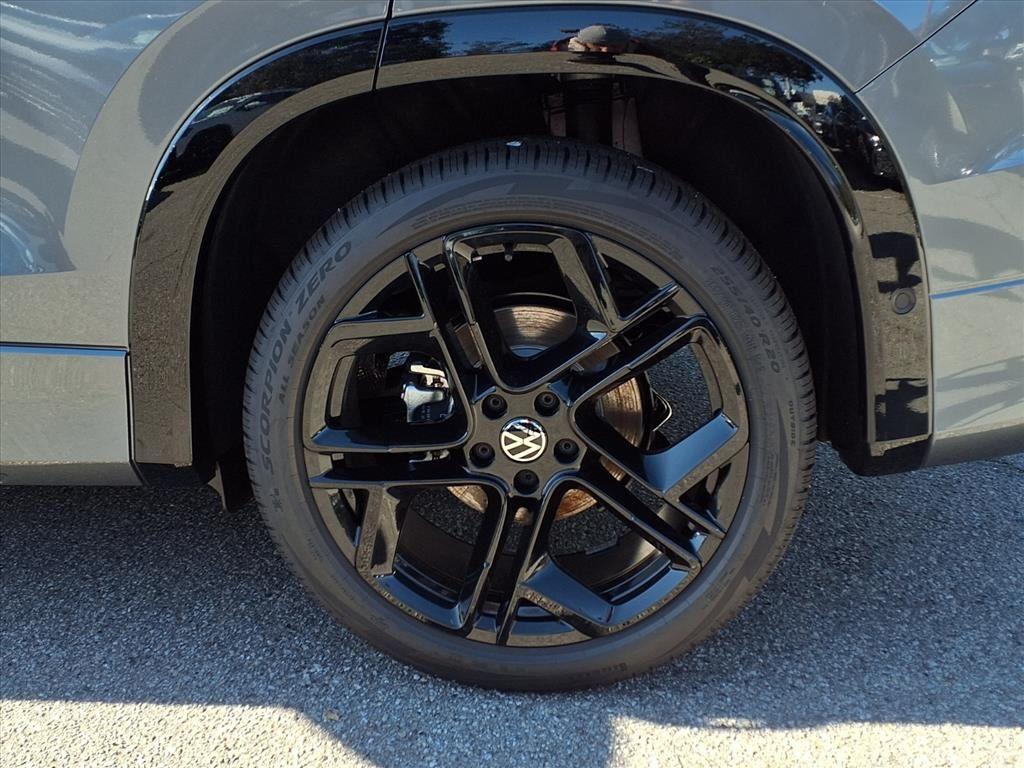 new 2026 Volkswagen Tiguan car, priced at $38,496