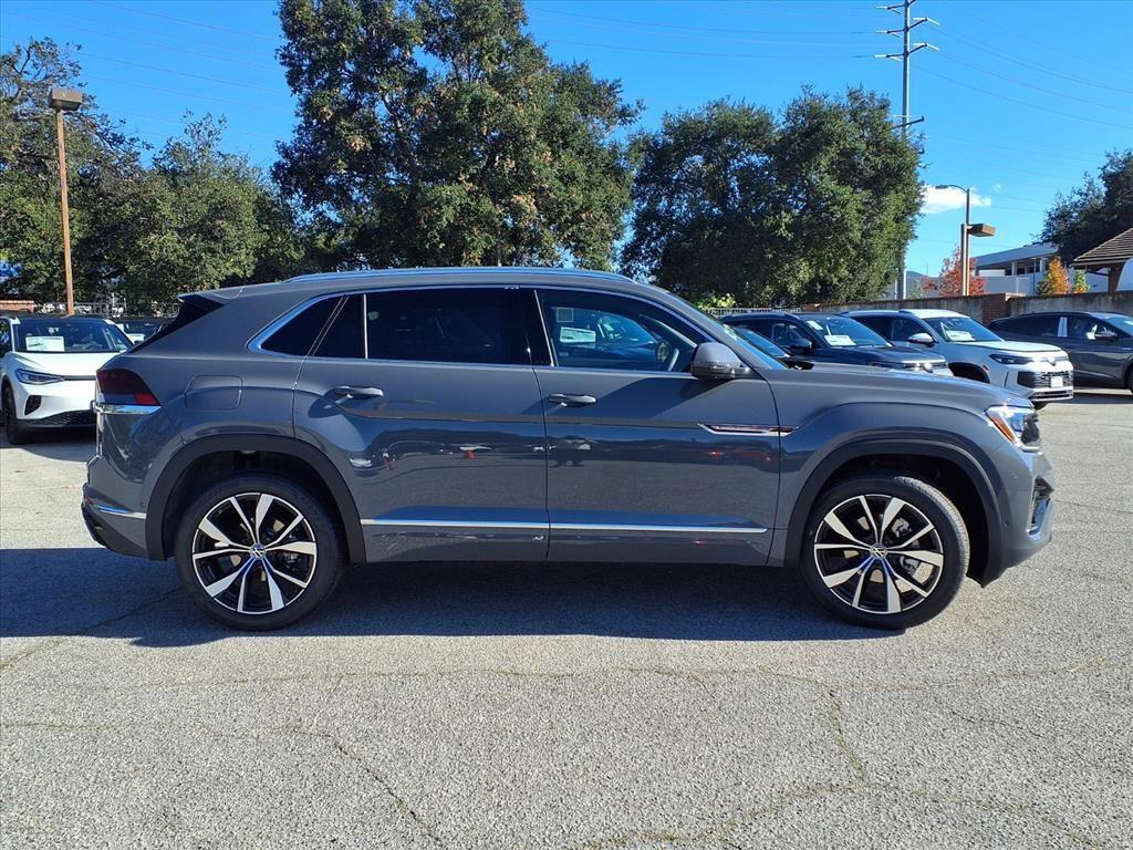 new 2026 Volkswagen Atlas Cross Sport car, priced at $54,313