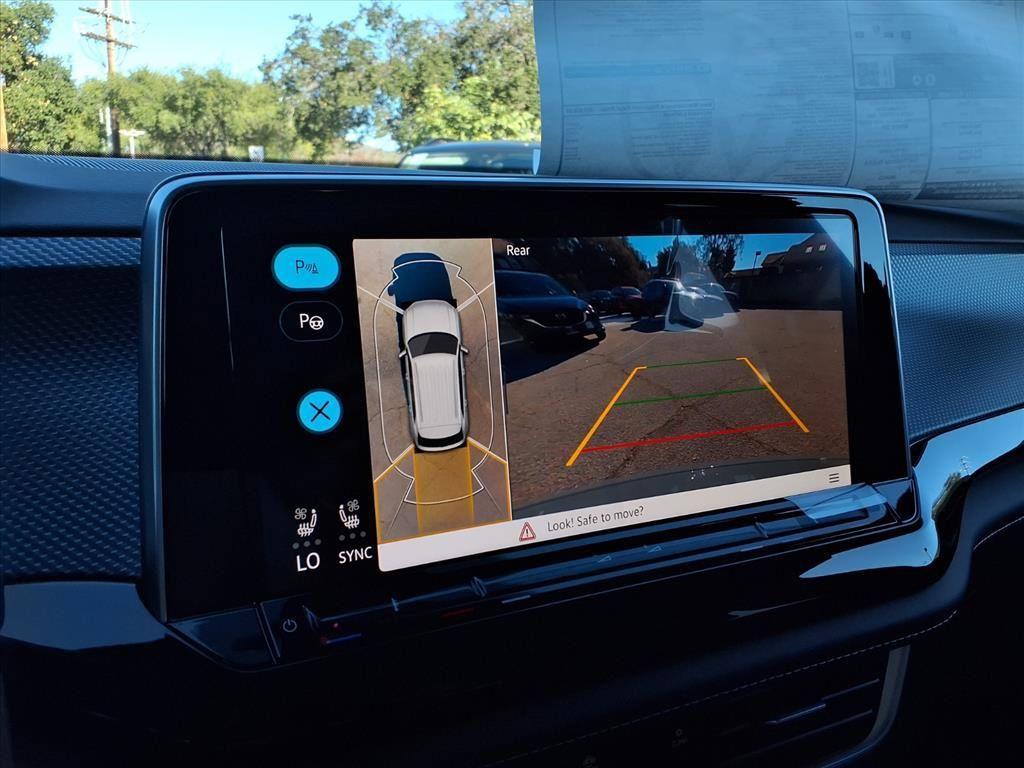 new 2026 Volkswagen Atlas Cross Sport car, priced at $54,313