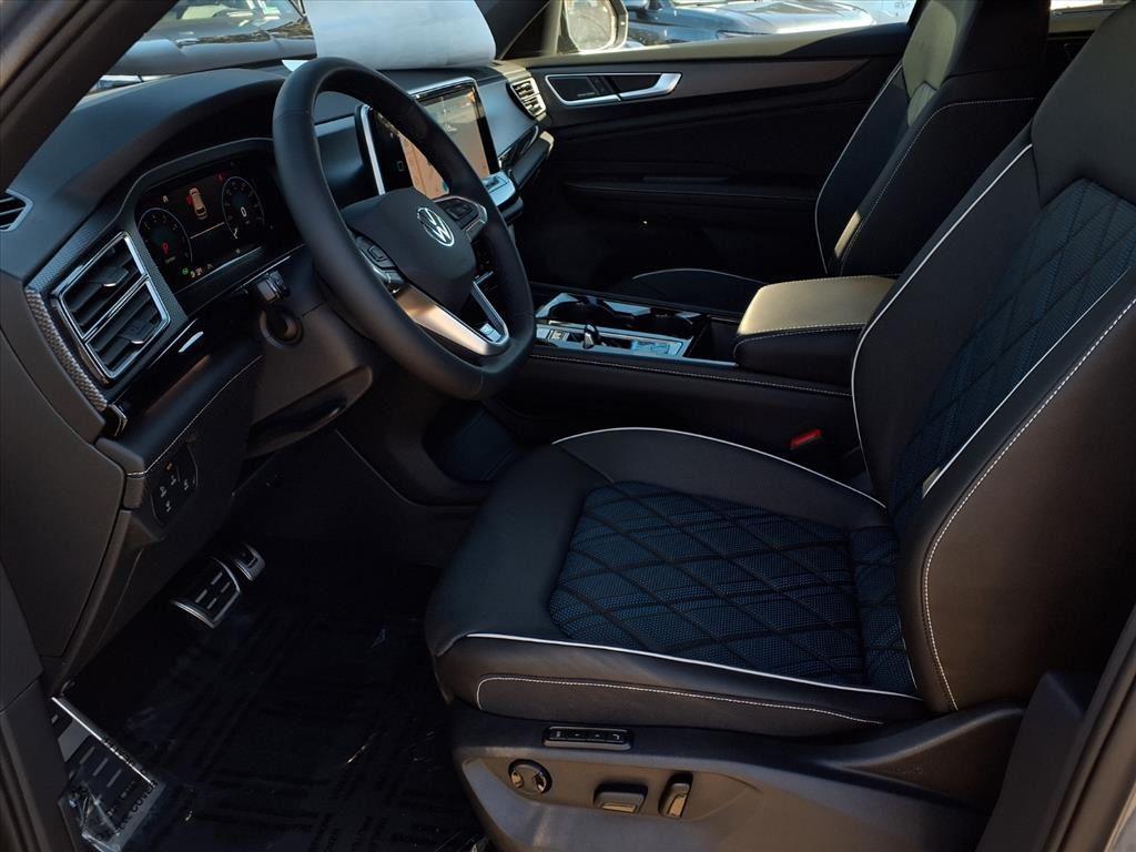 new 2026 Volkswagen Atlas Cross Sport car, priced at $54,313