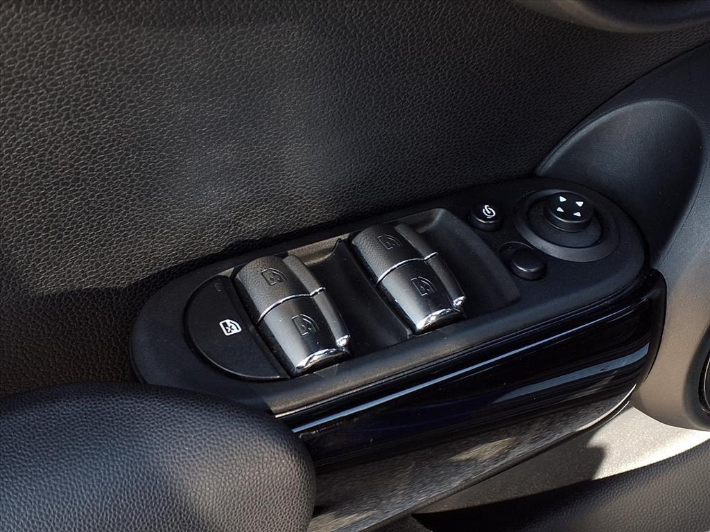 used 2020 MINI Hardtop car, priced at $18,500