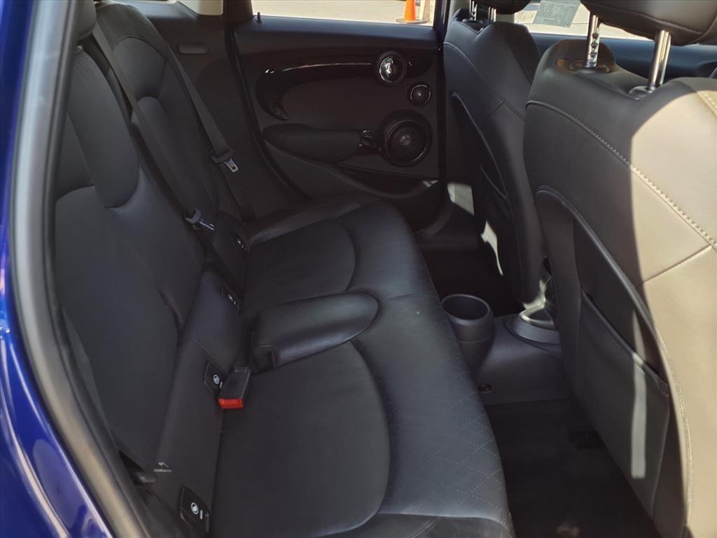 used 2020 MINI Hardtop car, priced at $18,500