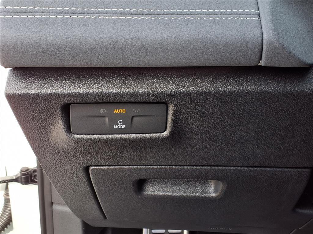 new 2026 Volkswagen Tiguan car, priced at $39,062