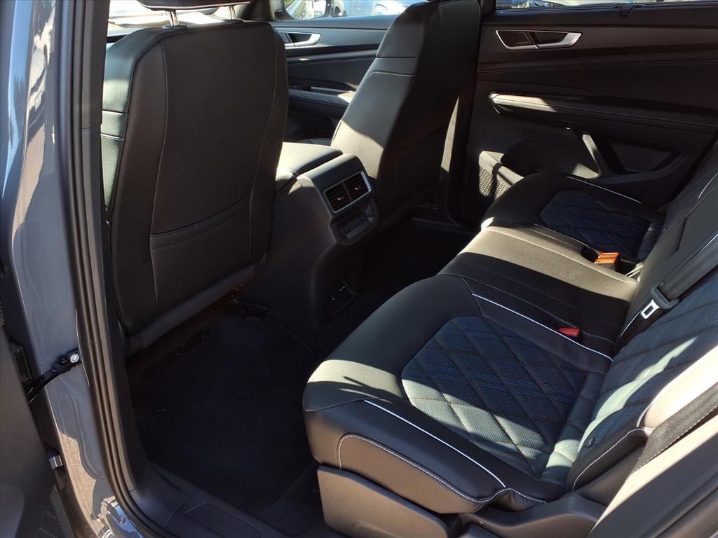 new 2026 Volkswagen Atlas Cross Sport car, priced at $52,056