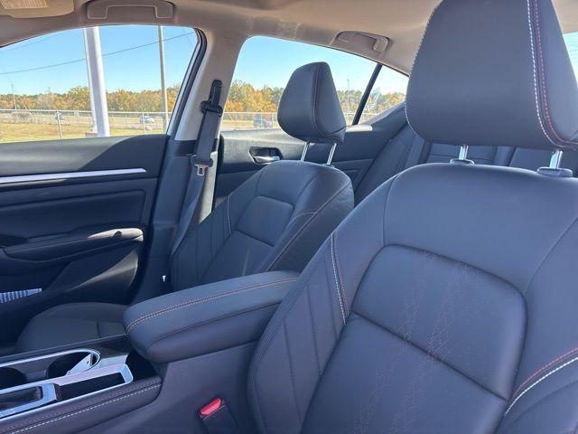 new 2025 Nissan Altima car, priced at $31,402